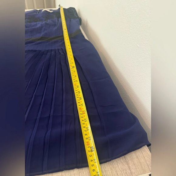 Karen Millen 100% Silk Fit n Flare Dress Deep Blue Black Lace Sleeves Size 8 ASO - Picture 6 of 11